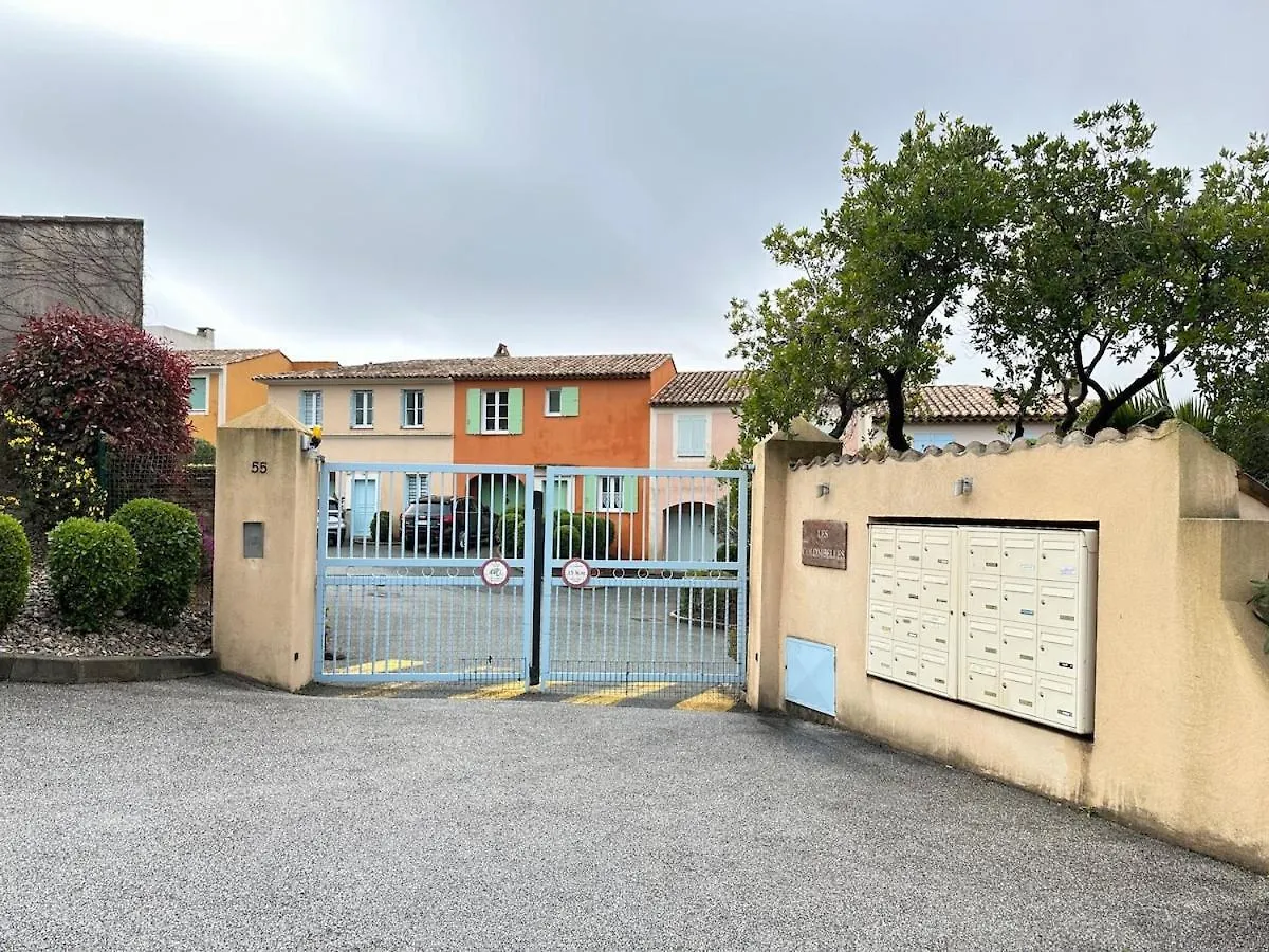Hébergement de vacances Jolie Maison, 3 Chambres, Jardin, Piscine Partagee Roquebrune-sur Argens