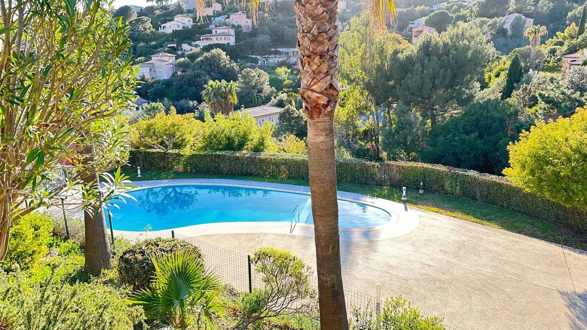 Hébergement de vacances Jolie Maison, 3 Chambres, Jardin, Piscine Partagee Roquebrune-sur Argens